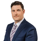 moish-peltz-attorney-headshot-transparent